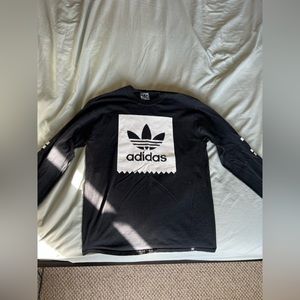 Adidas black/white graphic long sleeve